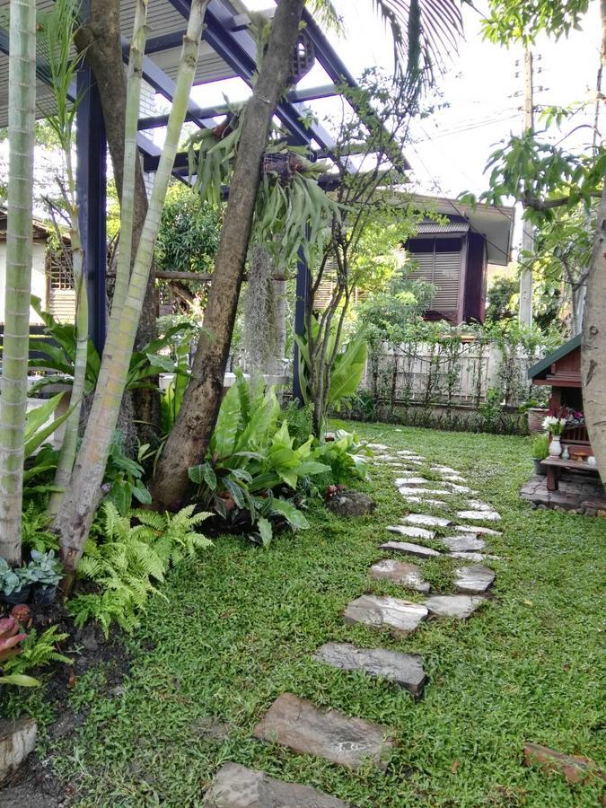 18 In Town Homestay Chiang Mai Exterior foto